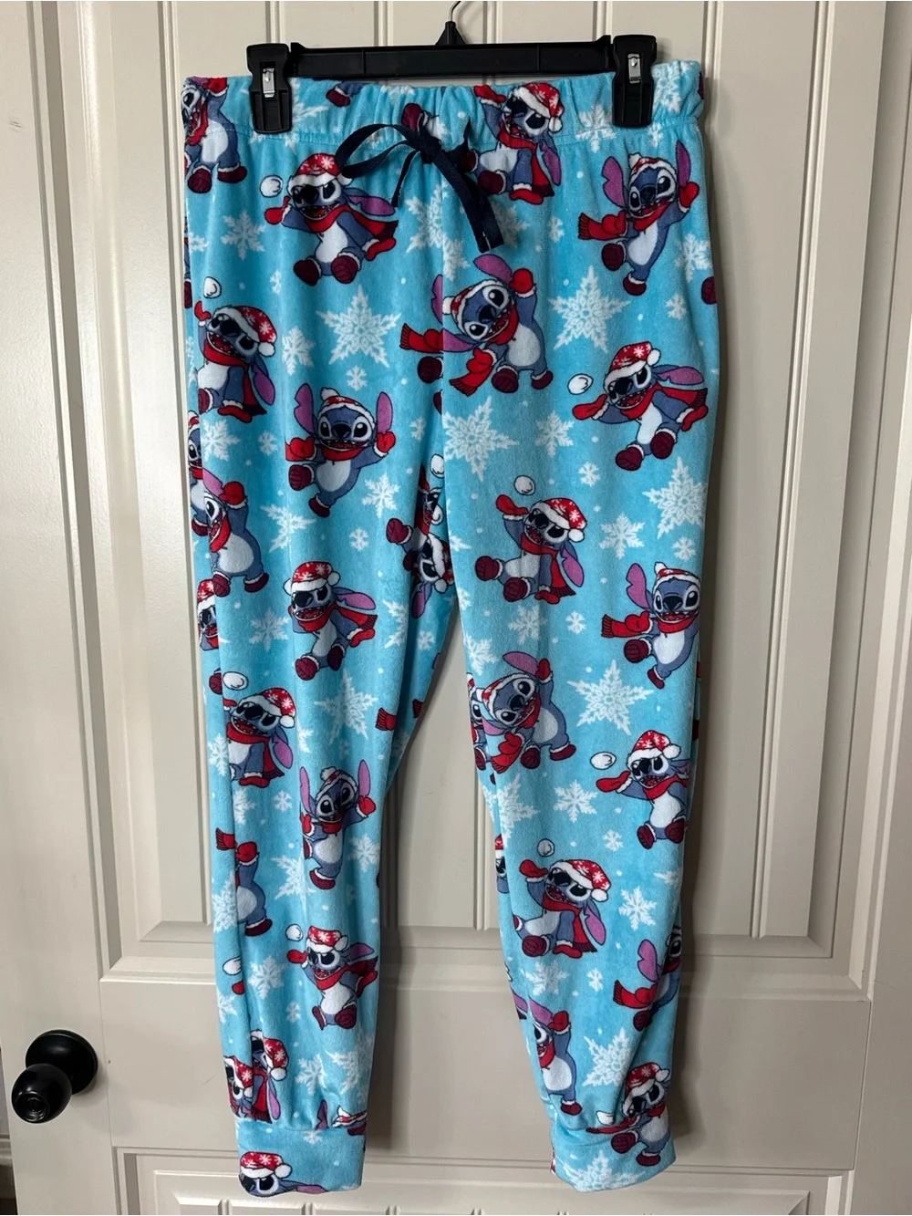 3/for $15 🍒 STITCH Lilo & Stitch Holiday Fleece Pajama Pants (Women’s Medium) - Picture 5 of 8